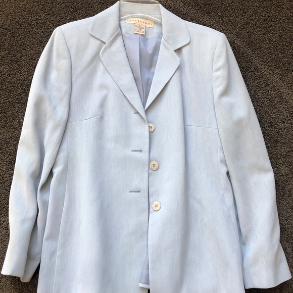 New light blue “Apostrophe” suit jacket and skirt - Picture 2 of 7